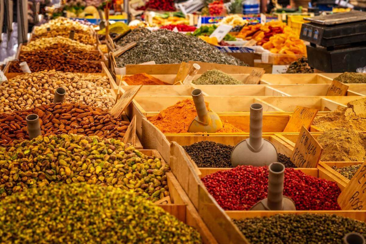 CAMPASUN - The markets of the Luberon