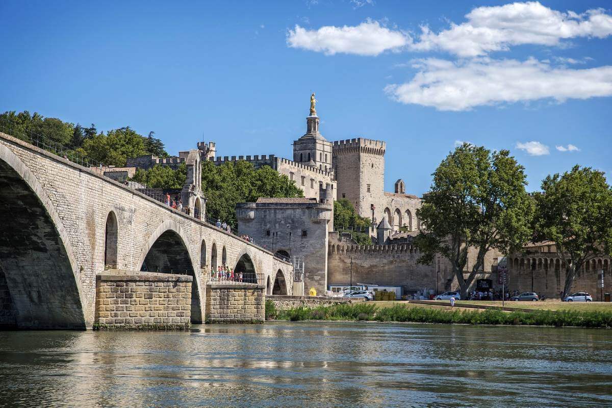 CAMPASUN - Avignon an einem Tag besichtigen