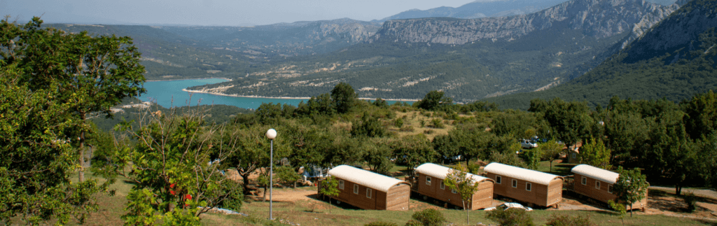 Campasun : Hébergements Var Verdon Trail Vue Lac Au Camping De L’aigle